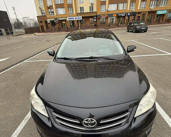 Черный Тойота Королла, объемом двигателя 1.6 л и пробегом 245 тыс. км за 8200 $, фото 26 на Automoto.ua