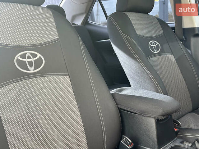 Черный Тойота Королла, объемом двигателя 1.33 л и пробегом 212 тыс. км за 7900 $, фото 23 на Automoto.ua