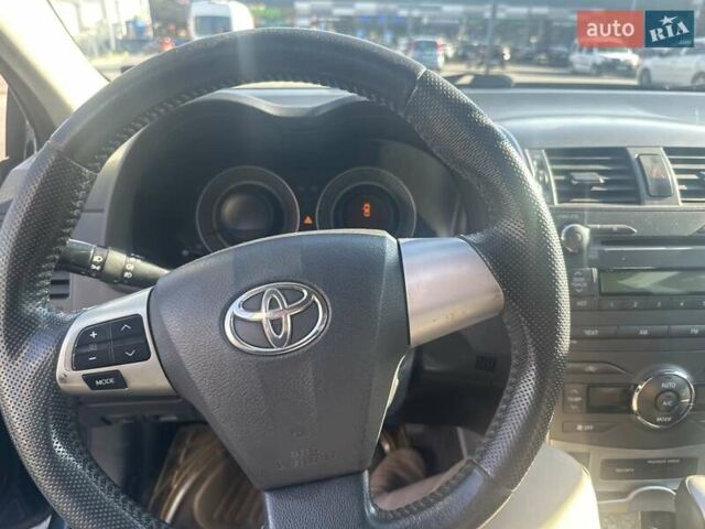 Черный Тойота Королла, объемом двигателя 1.6 л и пробегом 298 тыс. км за 9700 $, фото 4 на Automoto.ua