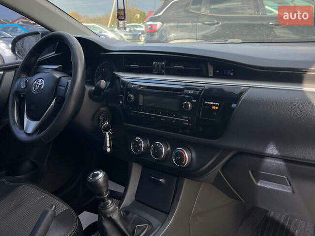 Черный Тойота Королла, объемом двигателя 1.33 л и пробегом 212 тыс. км за 7900 $, фото 18 на Automoto.ua