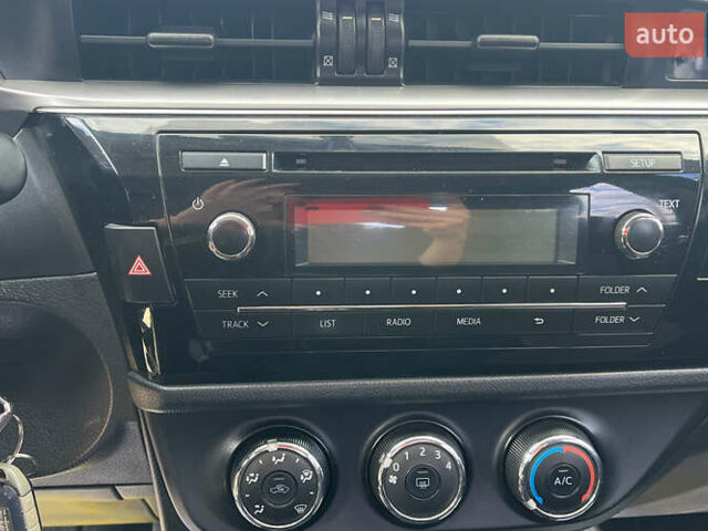 Черный Тойота Королла, объемом двигателя 1.33 л и пробегом 212 тыс. км за 7900 $, фото 12 на Automoto.ua