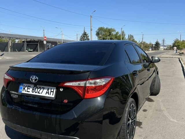 Чорний Тойота Королла, об'ємом двигуна 1.8 л та пробігом 173 тис. км за 11900 $, фото 1 на Automoto.ua