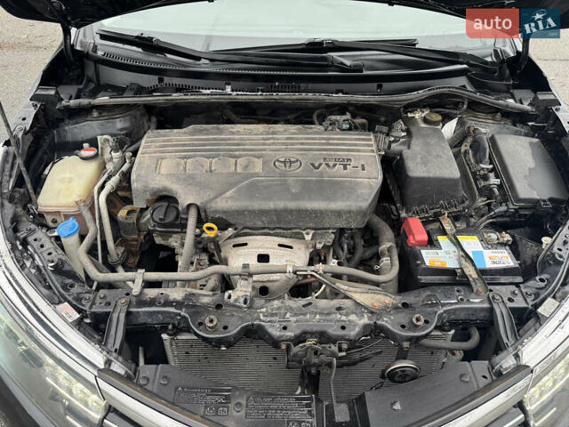 Чорний Тойота Королла, об'ємом двигуна 1.33 л та пробігом 217 тис. км за 7500 $, фото 14 на Automoto.ua