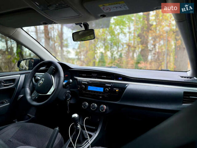 Черный Тойота Королла, объемом двигателя 1.33 л и пробегом 183 тыс. км за 9350 $, фото 4 на Automoto.ua