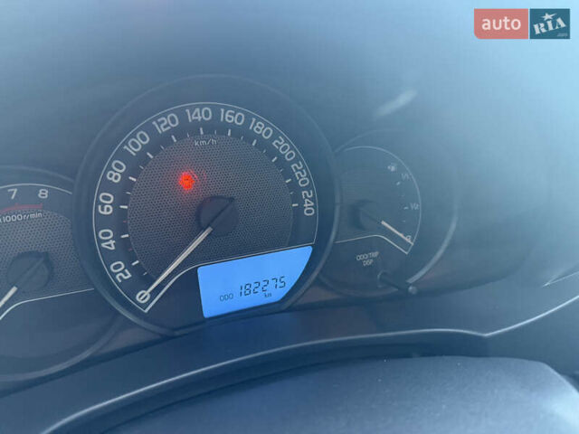 Черный Тойота Королла, объемом двигателя 1.33 л и пробегом 183 тыс. км за 9350 $, фото 12 на Automoto.ua