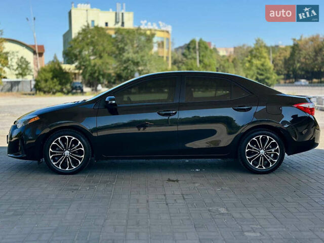 Чорний Тойота Королла, об'ємом двигуна 1.8 л та пробігом 169 тис. км за 11499 $, фото 7 на Automoto.ua