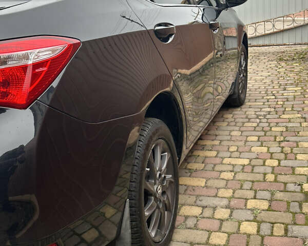 Черный Тойота Королла, объемом двигателя 1.6 л и пробегом 202 тыс. км за 12700 $, фото 10 на Automoto.ua