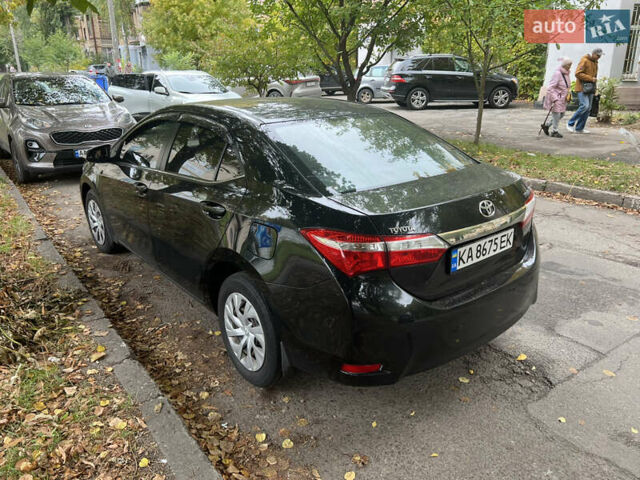 Чорний Тойота Королла, об'ємом двигуна 1.6 л та пробігом 218 тис. км за 11500 $, фото 4 на Automoto.ua