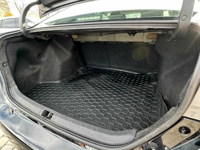 Черный Тойота Королла, объемом двигателя 1.33 л и пробегом 193 тыс. км за 8500 $, фото 17 на Automoto.ua