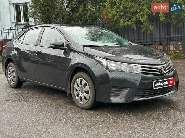 Черный Тойота Королла, объемом двигателя 1.3 л и пробегом 138 тыс. км за 7240 $, фото 1 на Automoto.ua