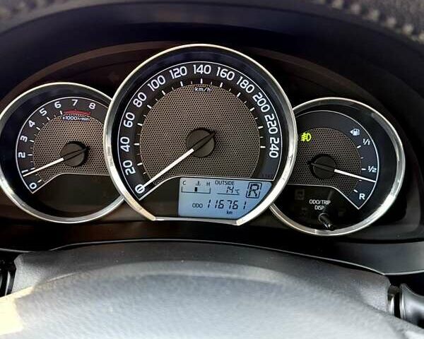 Черный Тойота Королла, объемом двигателя 1.6 л и пробегом 116 тыс. км за 14700 $, фото 7 на Automoto.ua