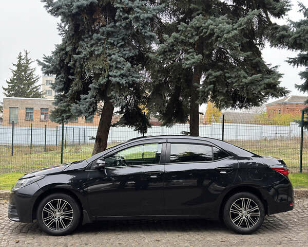 Черный Тойота Королла, объемом двигателя 1.6 л и пробегом 134 тыс. км за 14200 $, фото 1 на Automoto.ua