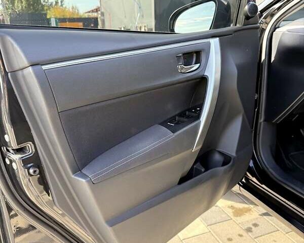 Черный Тойота Королла, объемом двигателя 1.6 л и пробегом 116 тыс. км за 14700 $, фото 15 на Automoto.ua