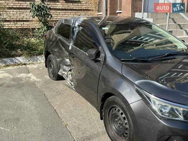 Черный Тойота Королла, объемом двигателя 1.6 л и пробегом 116 тыс. км за 8000 $, фото 3 на Automoto.ua