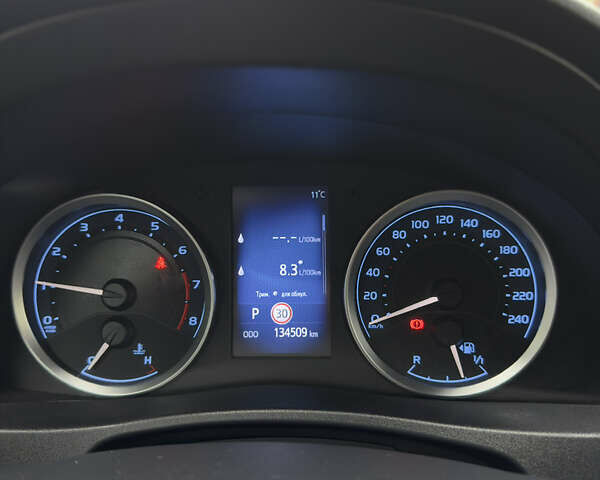 Черный Тойота Королла, объемом двигателя 1.6 л и пробегом 134 тыс. км за 14200 $, фото 15 на Automoto.ua