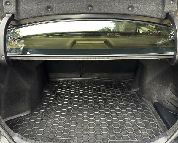 Черный Тойота Королла, объемом двигателя 1.6 л и пробегом 134 тыс. км за 14200 $, фото 12 на Automoto.ua