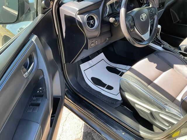 Черный Тойота Королла, объемом двигателя 1.8 л и пробегом 52 тыс. км за 11500 $, фото 9 на Automoto.ua