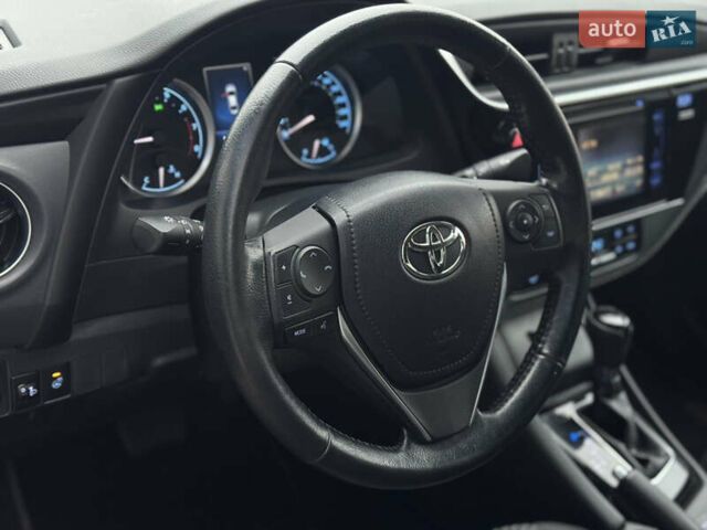 Черный Тойота Королла, объемом двигателя 1.6 л и пробегом 63 тыс. км за 15500 $, фото 13 на Automoto.ua