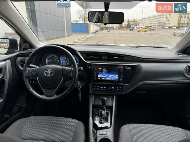 Черный Тойота Королла, объемом двигателя 1.6 л и пробегом 63 тыс. км за 15500 $, фото 9 на Automoto.ua