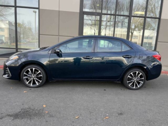 Чорний Тойота Королла, об'ємом двигуна 1.8 л та пробігом 48 тис. км за 7500 $, фото 5 на Automoto.ua