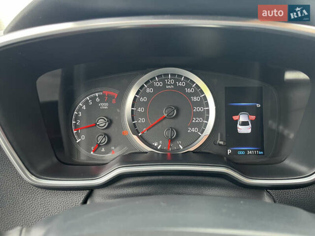 Черный Тойота Королла, объемом двигателя 1.6 л и пробегом 35 тыс. км за 19100 $, фото 23 на Automoto.ua