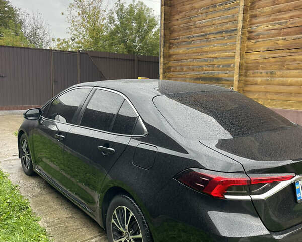 Черный Тойота Королла, объемом двигателя 1.6 л и пробегом 161 тыс. км за 14600 $, фото 3 на Automoto.ua