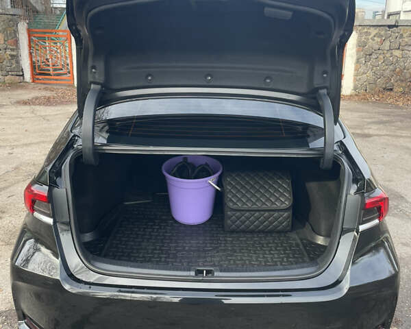 Черный Тойота Королла, объемом двигателя 1.6 л и пробегом 161 тыс. км за 14400 $, фото 12 на Automoto.ua