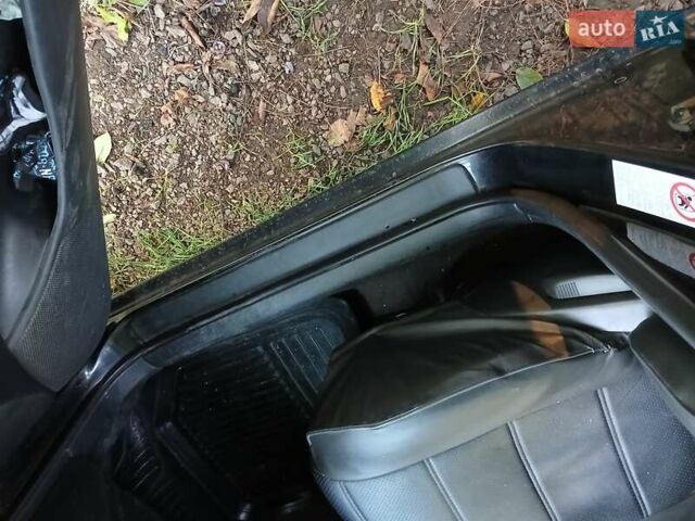 Черный Тойота Королла, объемом двигателя 1.36 л и пробегом 320 тыс. км за 6000 $, фото 13 на Automoto.ua