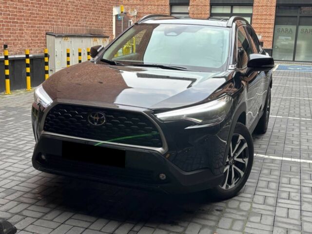 Черный Тойота Королла, объемом двигателя 2 л и пробегом 20 тыс. км за 8000 $, фото 1 на Automoto.ua