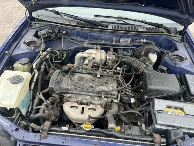 Фіолетовий Тойота Королла, об'ємом двигуна 1.3 л та пробігом 360 тис. км за 1700 $, фото 7 на Automoto.ua