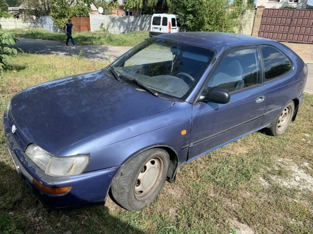 Фиолетовый Тойота Королла, объемом двигателя 1.3 л и пробегом 540 тыс. км за 1000 $, фото 2 на Automoto.ua