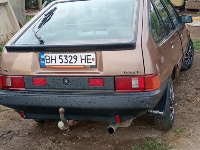 Коричневий Тойота Королла, об'ємом двигуна 1.3 л та пробігом 350 тис. км за 900 $, фото 4 на Automoto.ua