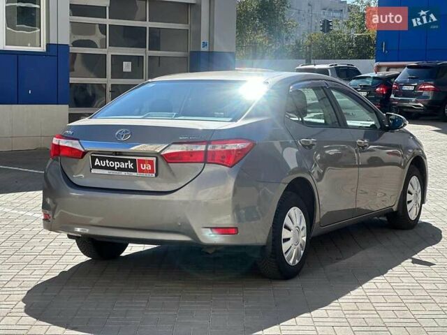 Коричневий Тойота Королла, об'ємом двигуна 1.3 л та пробігом 178 тис. км за 8990 $, фото 5 на Automoto.ua