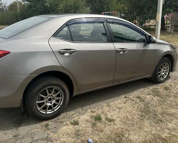 Коричневый Тойота Королла, объемом двигателя 1.3 л и пробегом 120 тыс. км за 9000 $, фото 3 на Automoto.ua