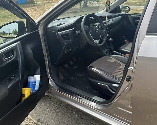 Коричневый Тойота Королла, объемом двигателя 1.3 л и пробегом 120 тыс. км за 9000 $, фото 6 на Automoto.ua