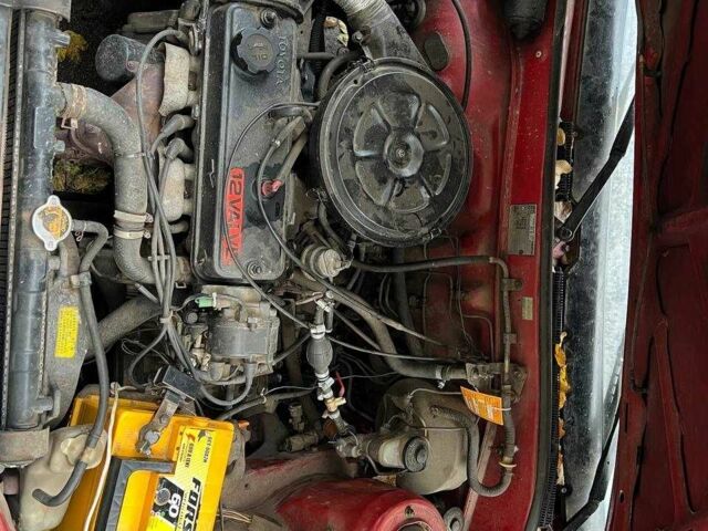 Красный Тойота Королла, объемом двигателя 1.6 л и пробегом 383 тыс. км за 1200 $, фото 17 на Automoto.ua