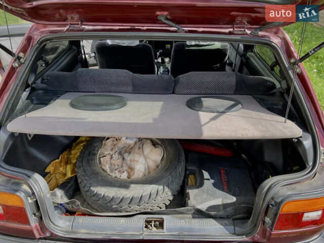 Червоний Тойота Королла, об'ємом двигуна 1.3 л та пробігом 329 тис. км за 2250 $, фото 6 на Automoto.ua