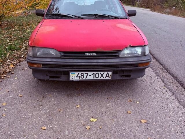 Красный Тойота Королла, объемом двигателя 1.3 л и пробегом 167 тыс. км за 900 $, фото 1 на Automoto.ua