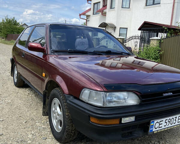 Червоний Тойота Королла, об'ємом двигуна 1.3 л та пробігом 329 тис. км за 2250 $, фото 1 на Automoto.ua