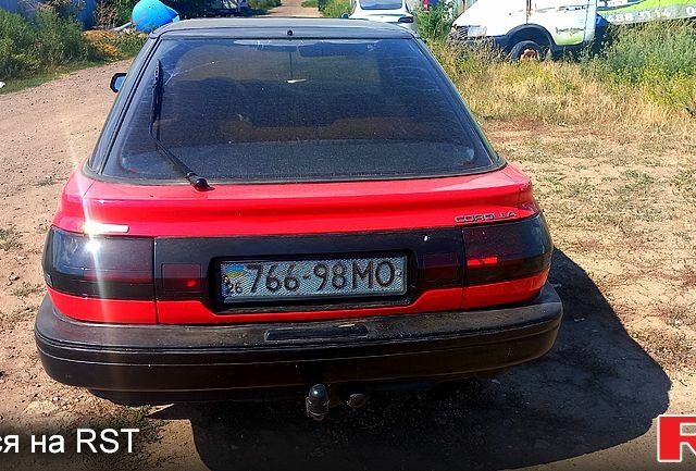 Красный Тойота Королла, объемом двигателя 1.3 л и пробегом 357 тыс. км за 750 $, фото 10 на Automoto.ua