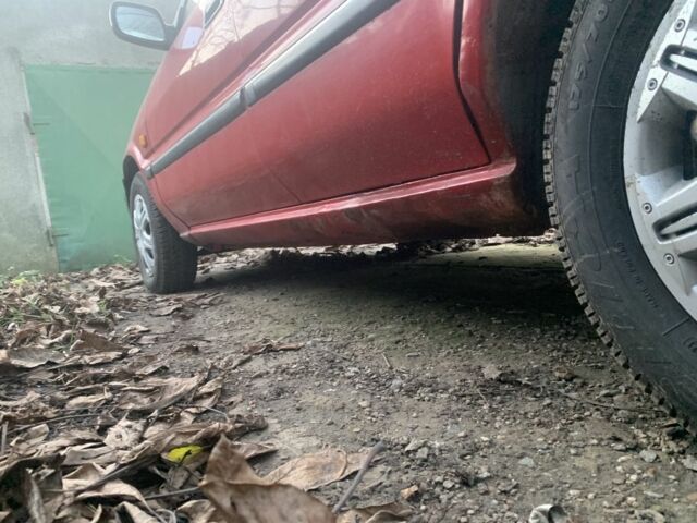 Червоний Тойота Королла, об'ємом двигуна 1.3 л та пробігом 300 тис. км за 1000 $, фото 5 на Automoto.ua