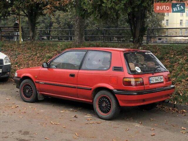 Красный Тойота Королла, объемом двигателя 1.28 л и пробегом 340 тыс. км за 1700 $, фото 2 на Automoto.ua