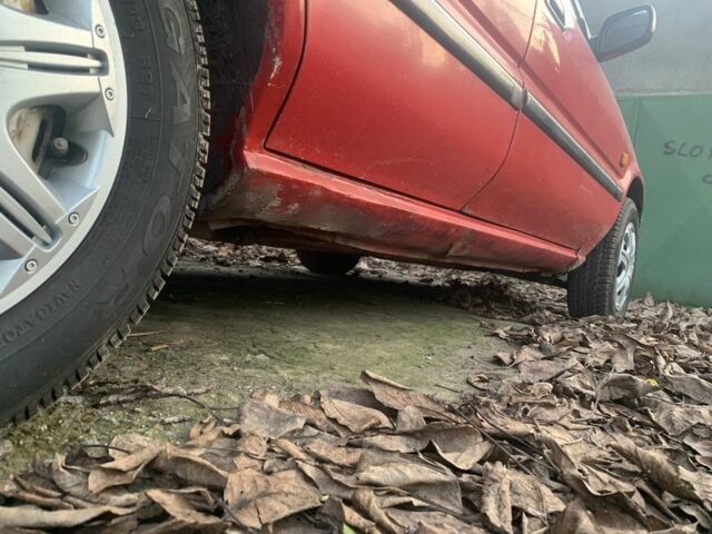 Червоний Тойота Королла, об'ємом двигуна 1.3 л та пробігом 300 тис. км за 1000 $, фото 6 на Automoto.ua