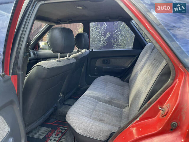 Червоний Тойота Королла, об'ємом двигуна 1.3 л та пробігом 100 тис. км за 1100 $, фото 8 на Automoto.ua