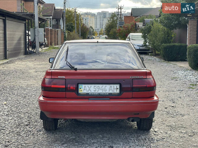 Червоний Тойота Королла, об'ємом двигуна 1.3 л та пробігом 100 тис. км за 1100 $, фото 4 на Automoto.ua