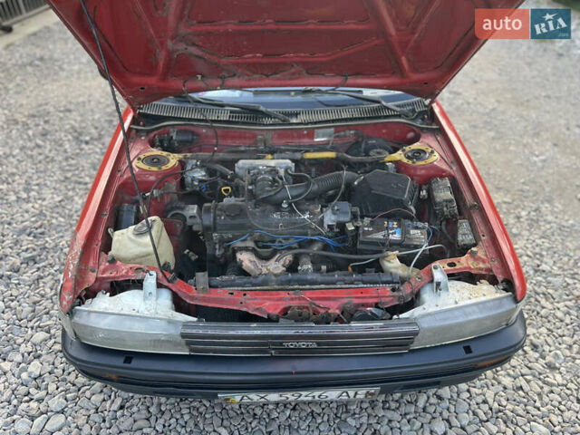 Червоний Тойота Королла, об'ємом двигуна 1.3 л та пробігом 100 тис. км за 1100 $, фото 16 на Automoto.ua