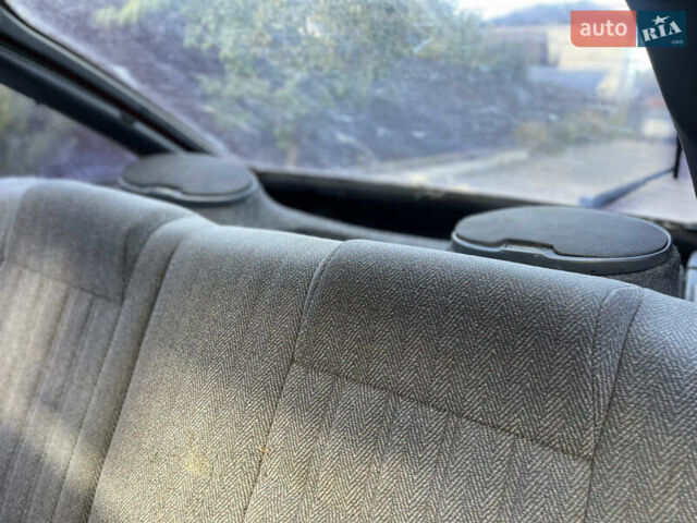 Червоний Тойота Королла, об'ємом двигуна 1.3 л та пробігом 100 тис. км за 1100 $, фото 9 на Automoto.ua