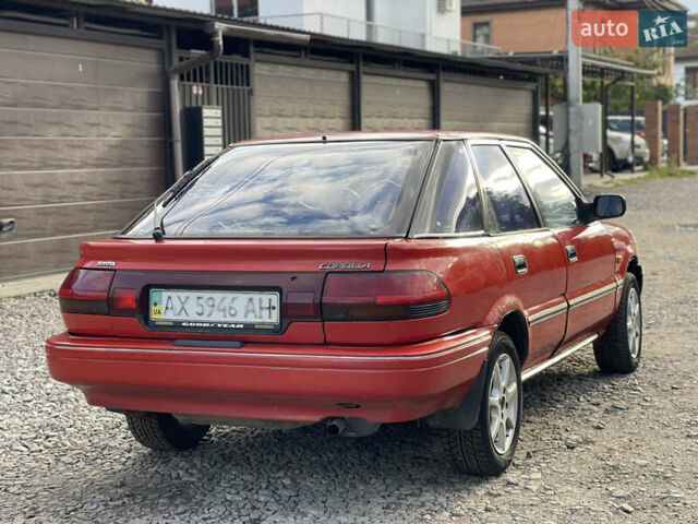 Червоний Тойота Королла, об'ємом двигуна 1.3 л та пробігом 100 тис. км за 1100 $, фото 3 на Automoto.ua