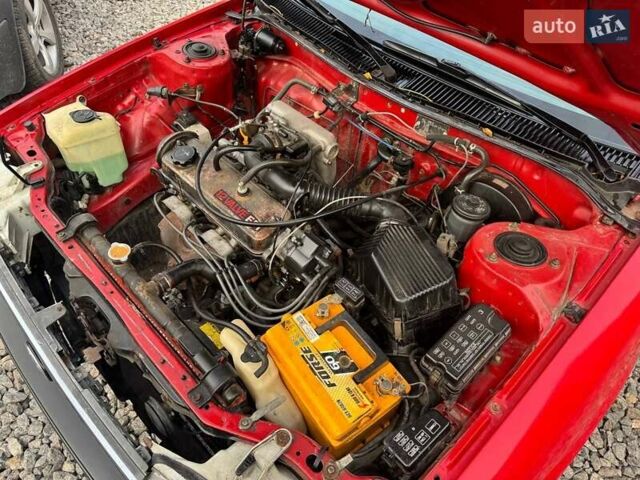 Красный Тойота Королла, объемом двигателя 1.3 л и пробегом 270 тыс. км за 1500 $, фото 23 на Automoto.ua