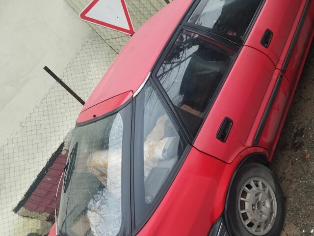 Красный Тойота Королла, объемом двигателя 1.3 л и пробегом 350 тыс. км за 1700 $, фото 1 на Automoto.ua